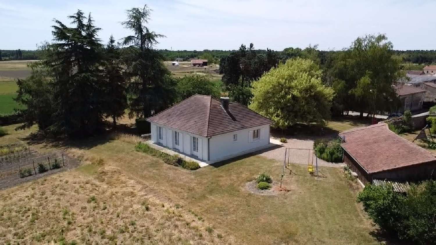 for sale house Guesnes Vienne 2