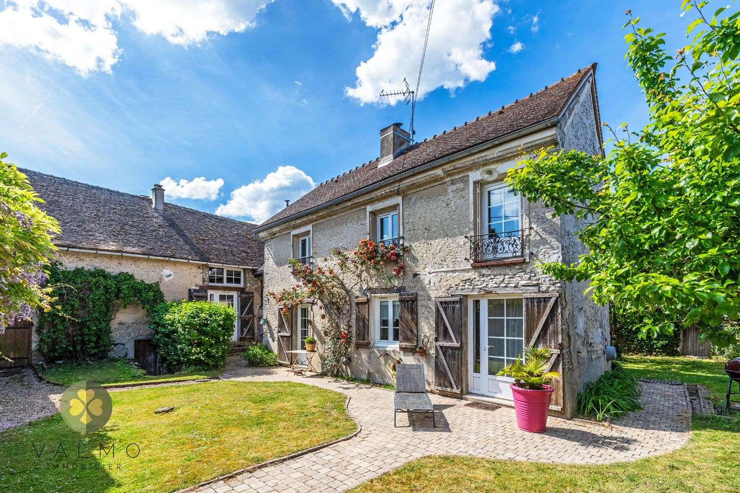 for sale house Houdan Yvelines 1