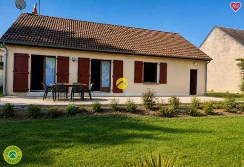 Jouet-sur-l'Aubois Cher huis foto