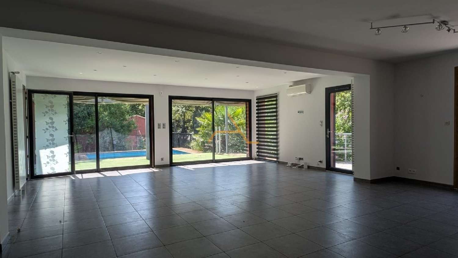  à vendre maison La Bégude-de-Mazenc Drôme 2