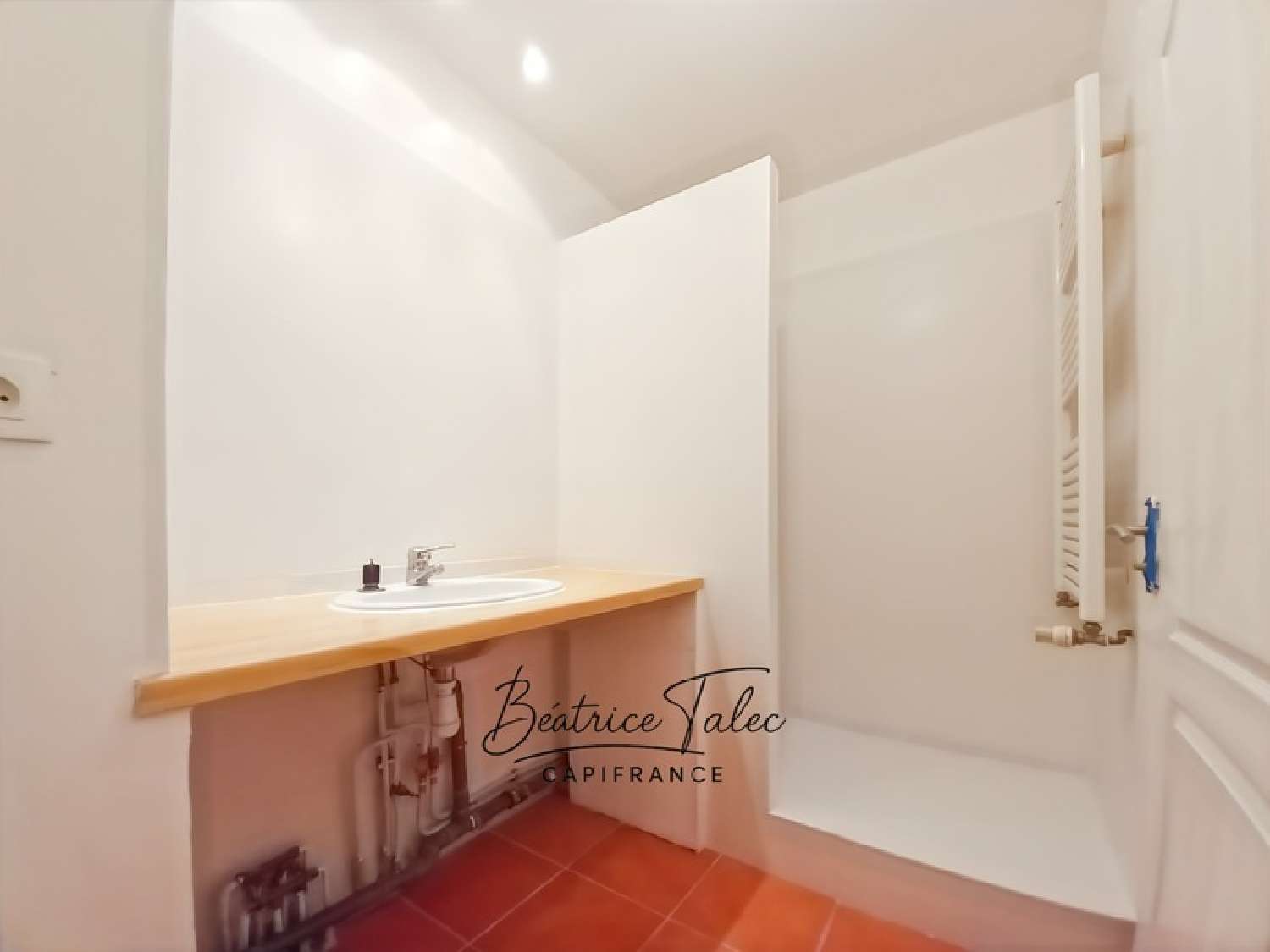 à vendre maison La Fare-les-Oliviers Bouches-du-Rhône 6