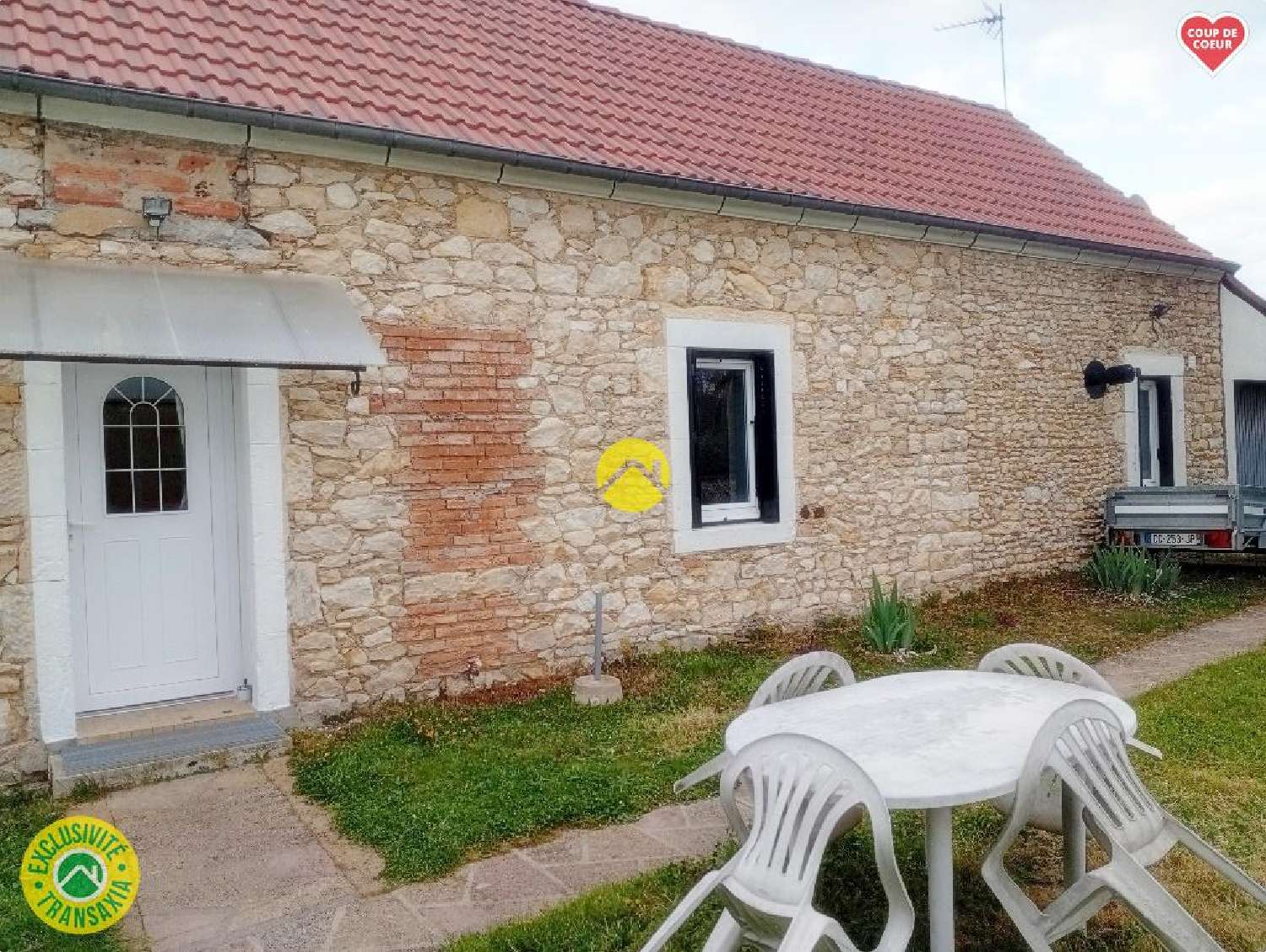  te koop huis La Guerche-sur-l'Aubois Cher 2