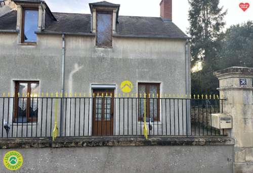 La Guerche-sur-l'Aubois Cher huis foto