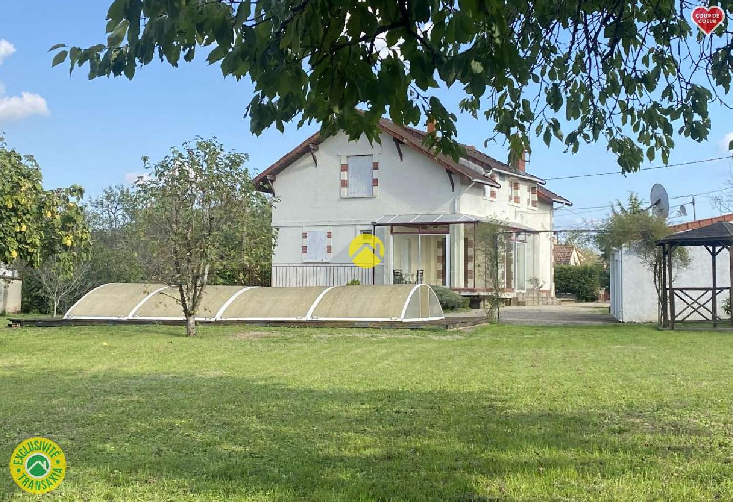  te koop huis La Guerche-sur-l'Aubois Cher 2