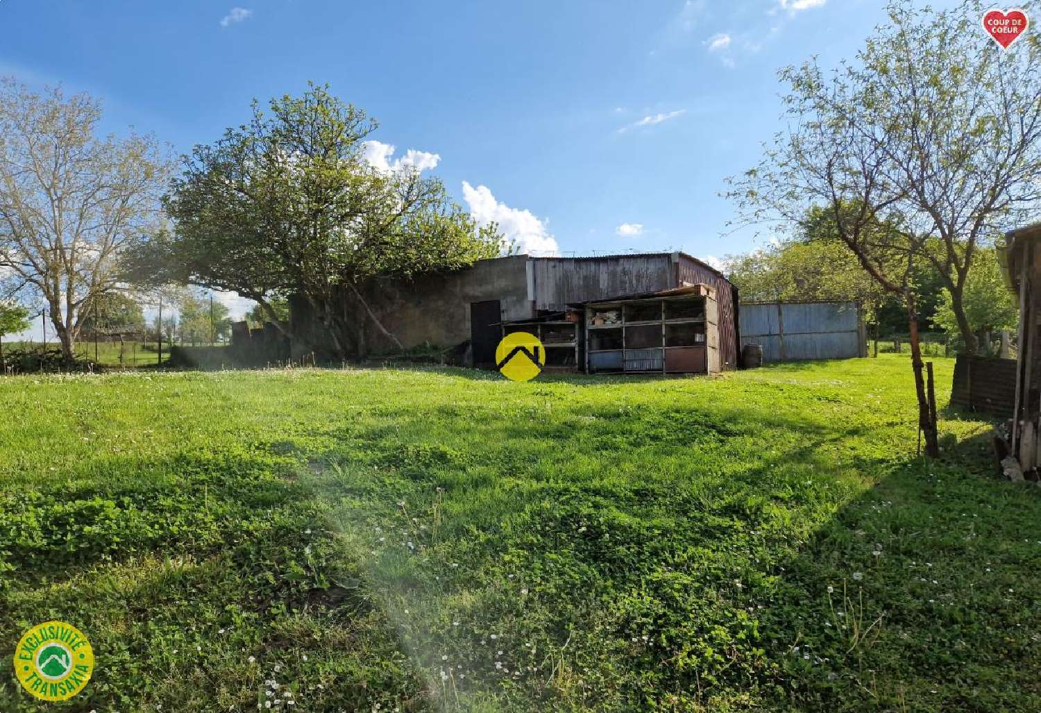 te koop huis La Guerche-sur-l'Aubois Cher 2