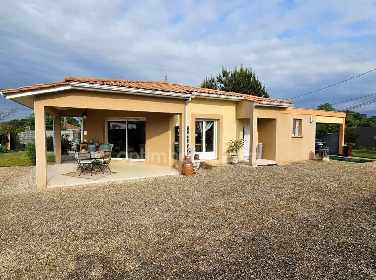  for sale house La Rochefoucauld Charente 1
