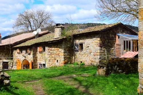 Le Lac-d'Issarlès Ardeche Haus Bild 7326503