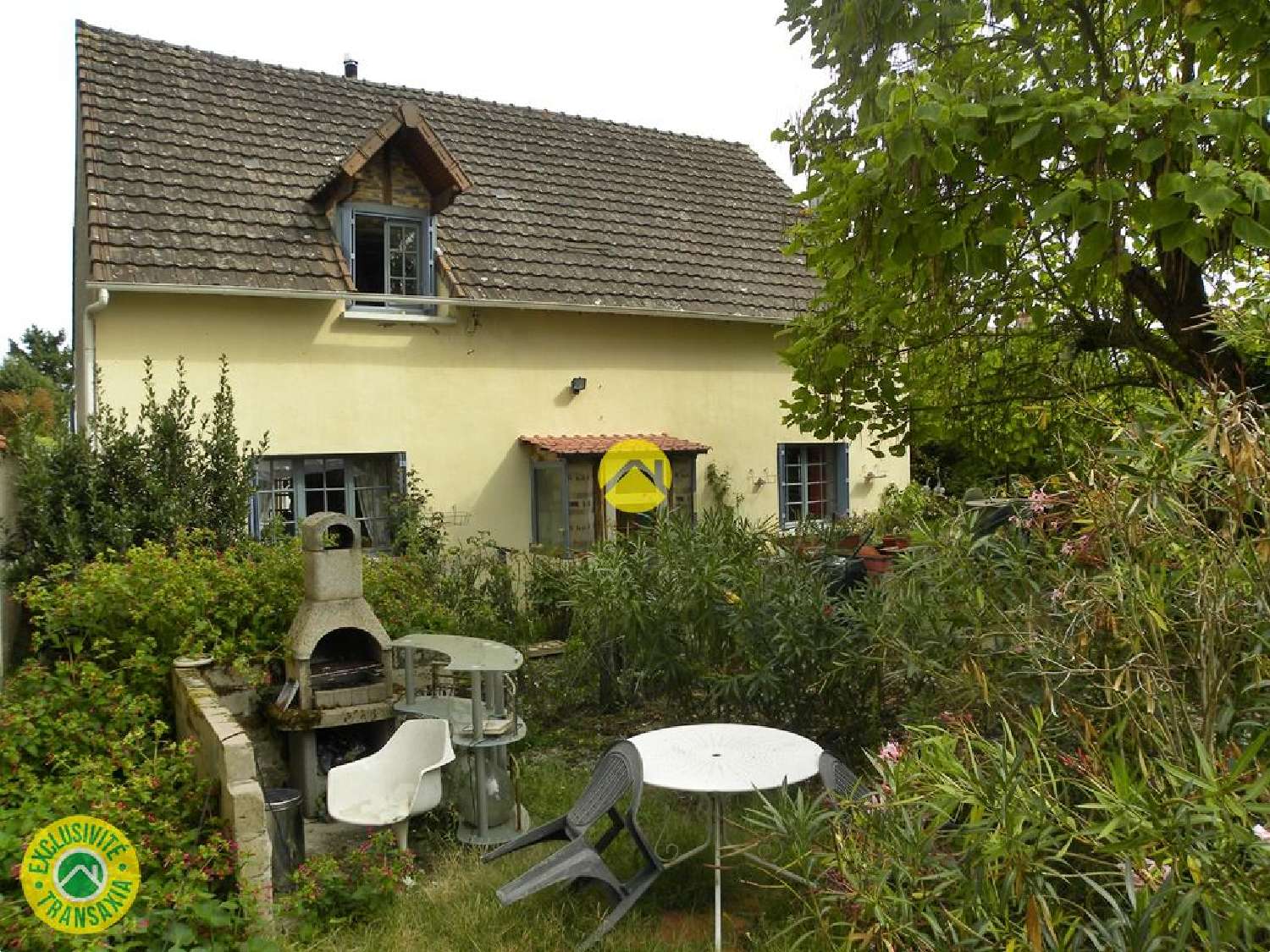  te koop huis Léré Cher 1