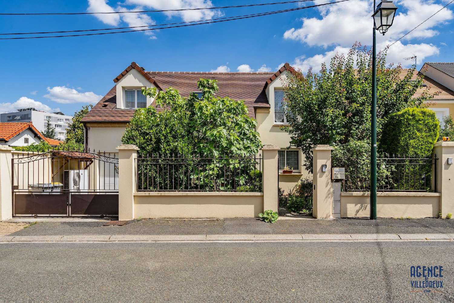  te koop huis Les Clayes-sous-Bois Yvelines 1