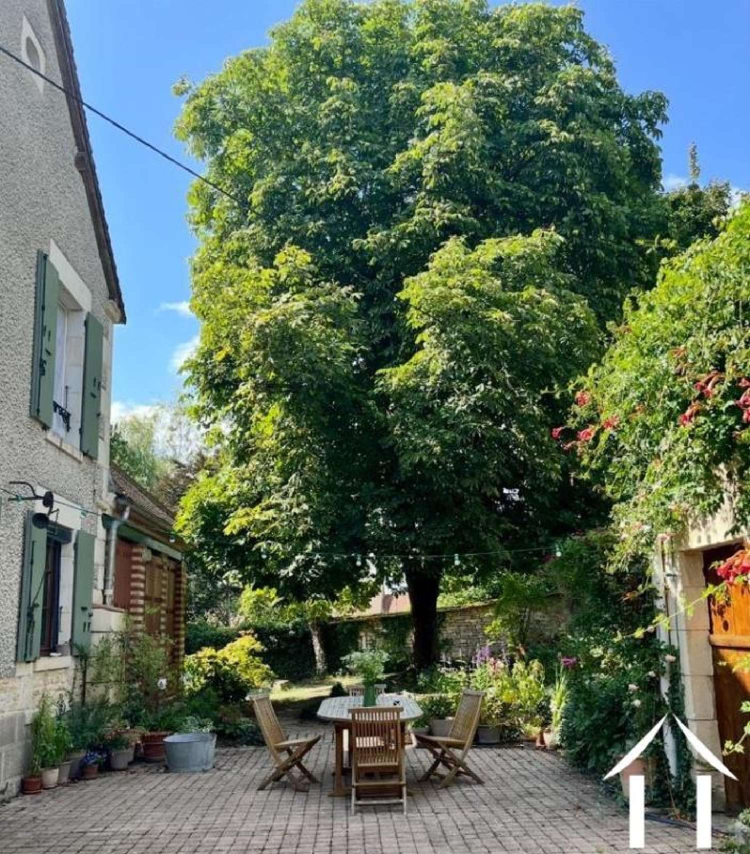  à vendre maison Ménestreau Nièvre 1