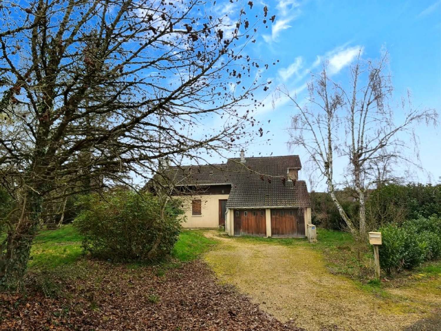  for sale house Mont-sous-Vaudrey Jura 3