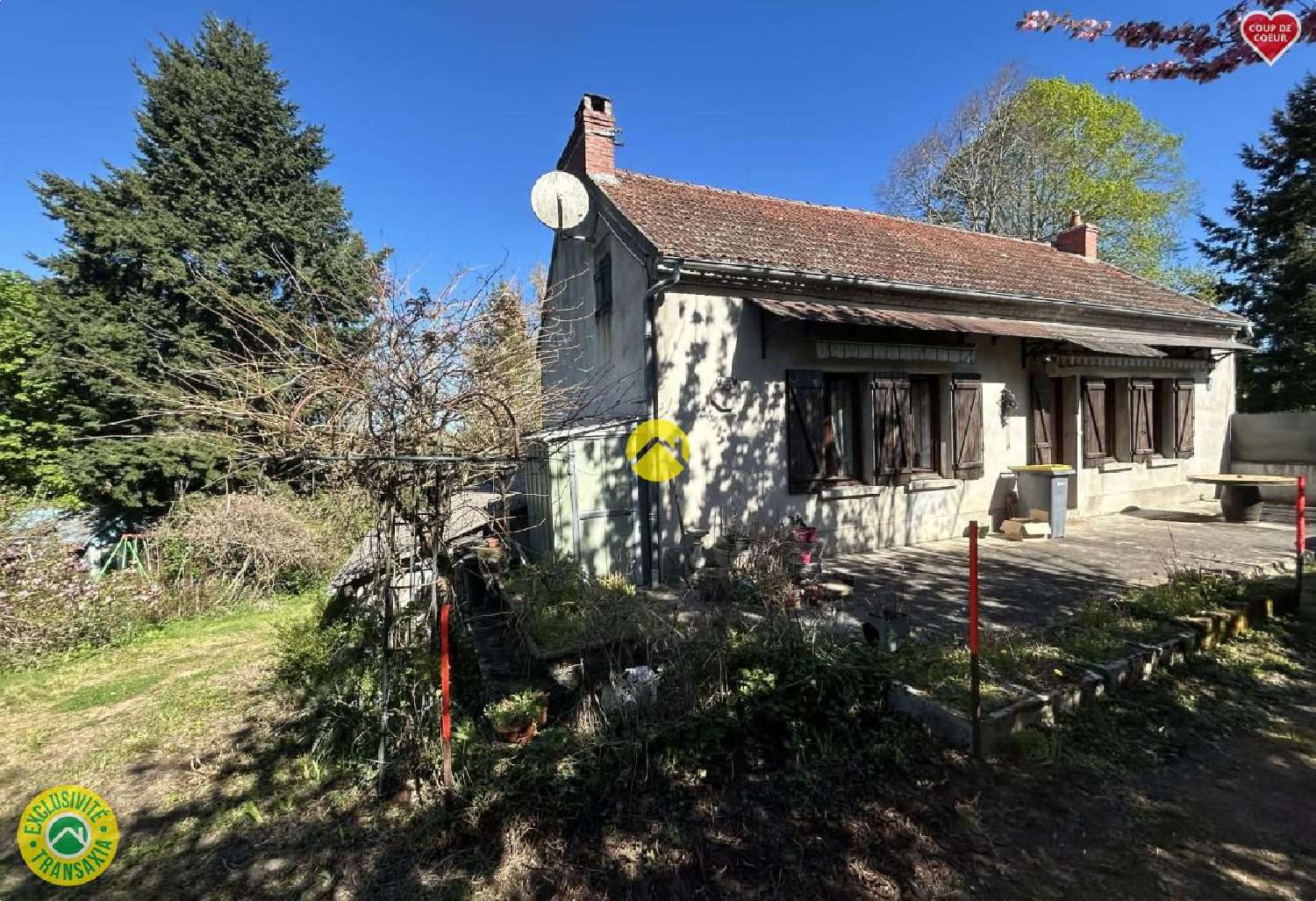  te koop huis Montmarault Allier 1