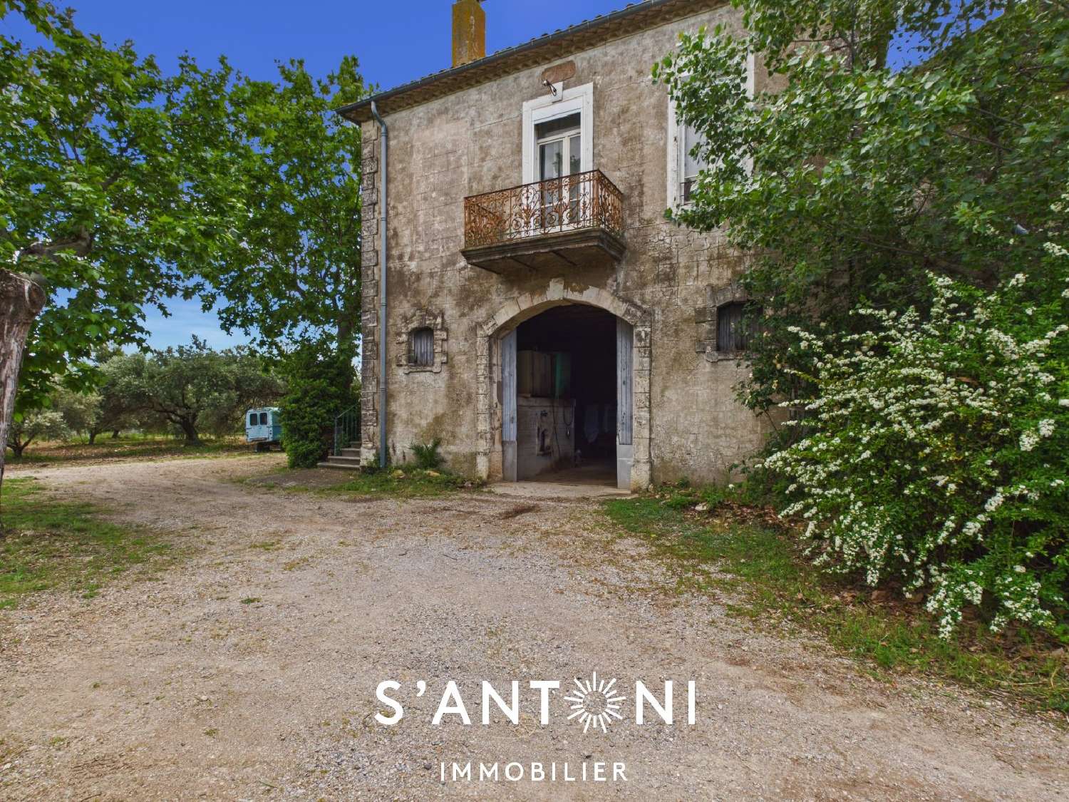  à vendre maison Néffiès Hérault 1