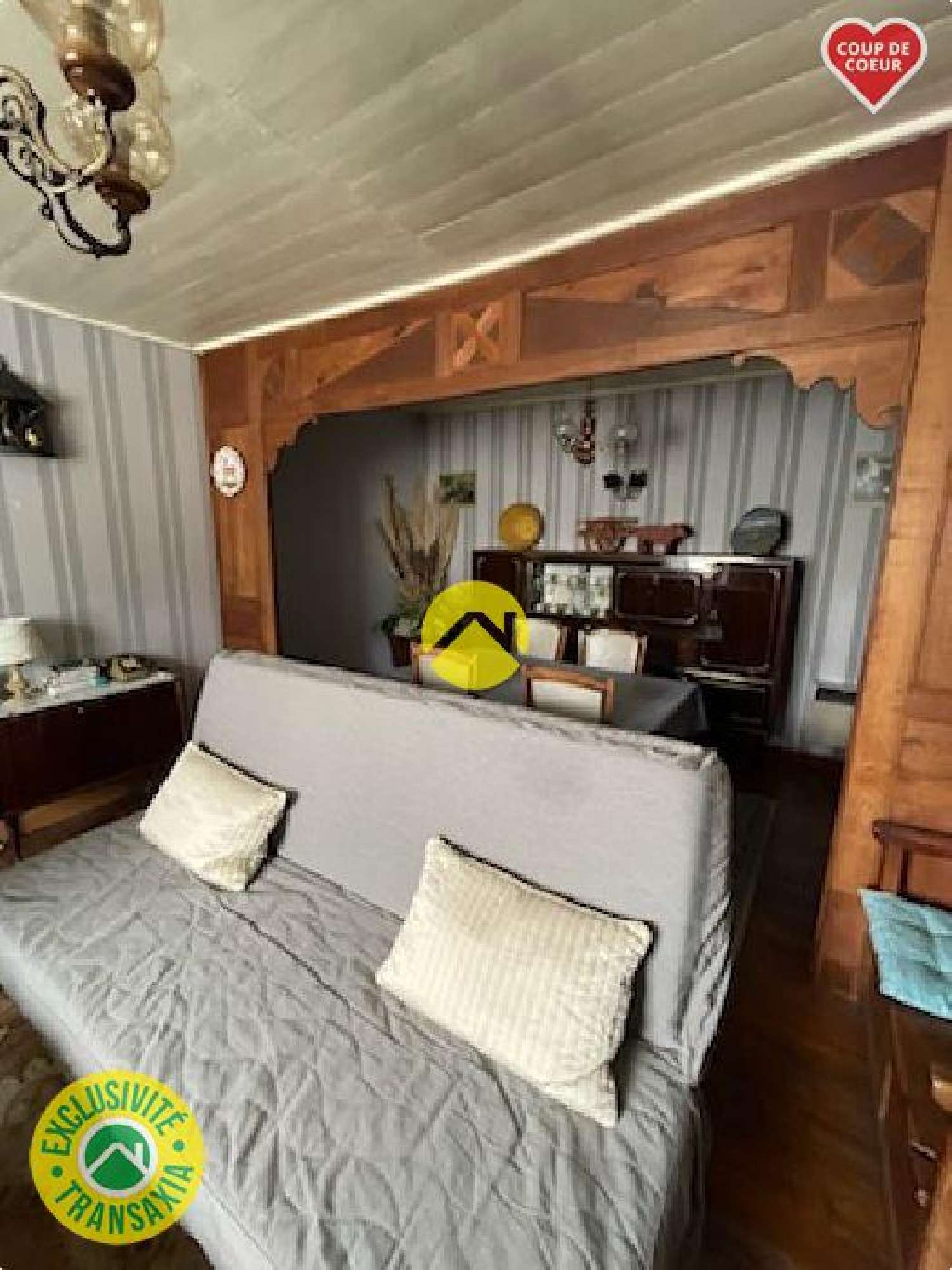  te koop huis Pierrefort Cantal 3