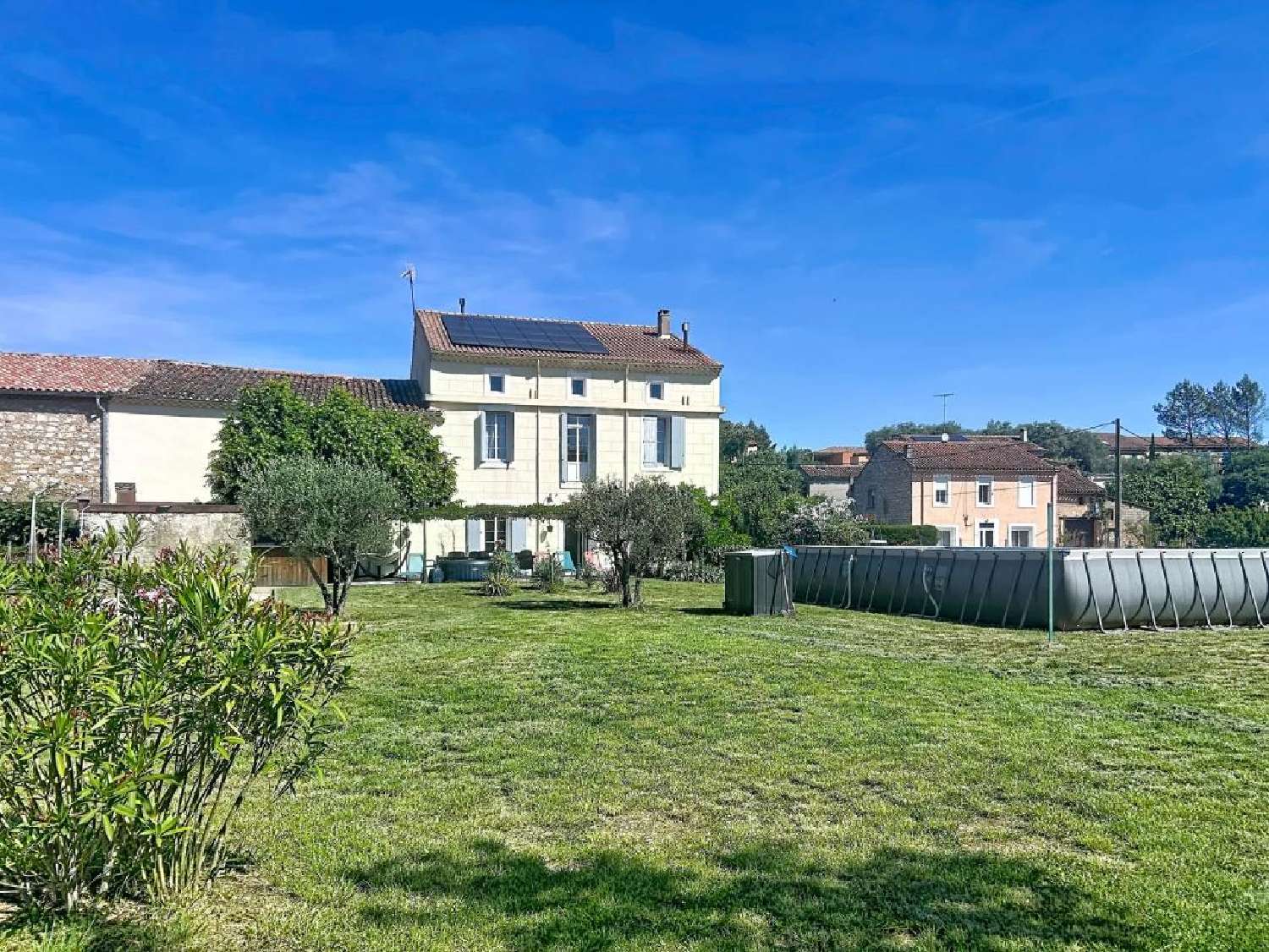 en venta casa Pierrerue Hérault 1