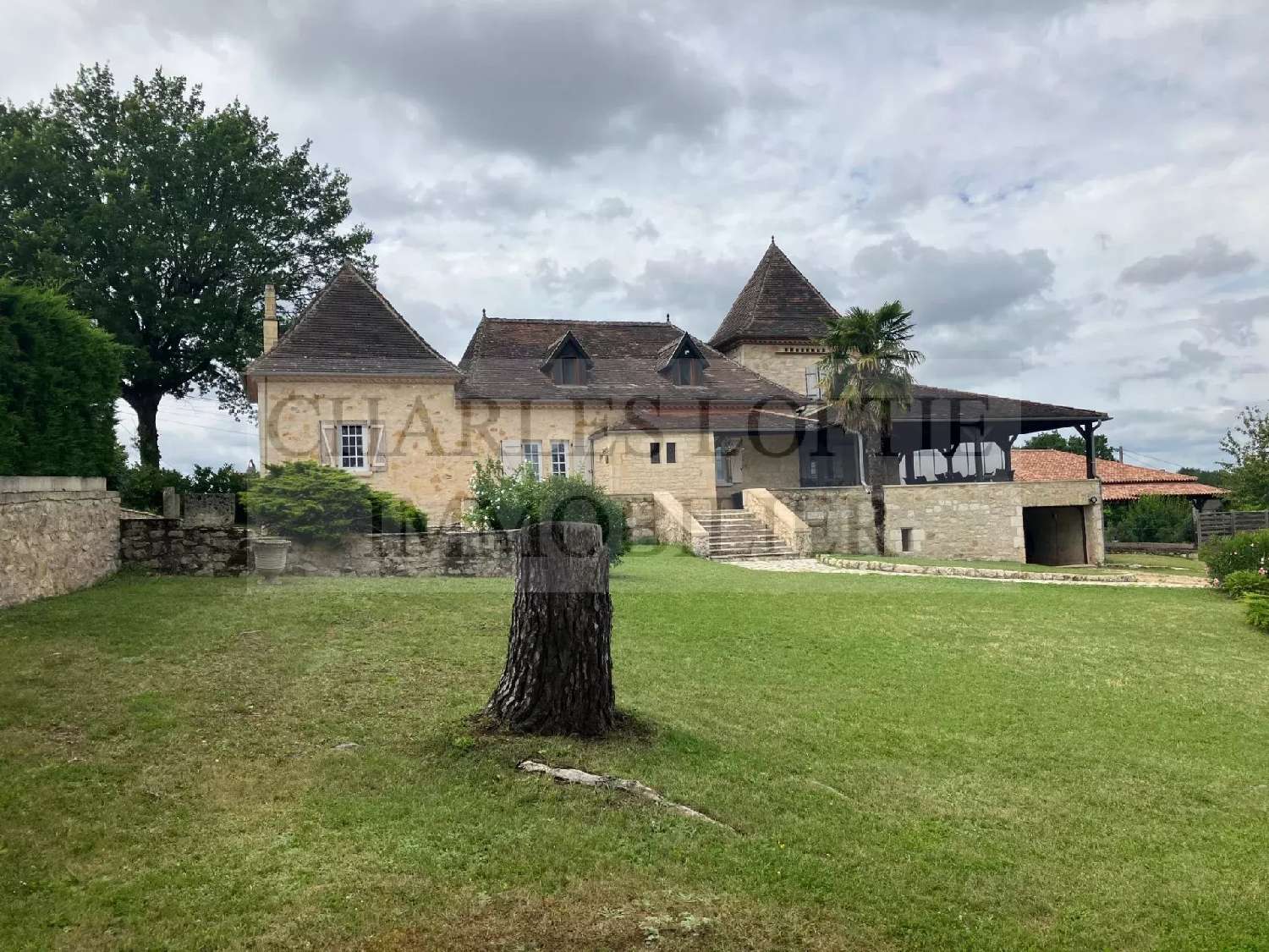 en venta casa Puy-l'Évêque Lot 2