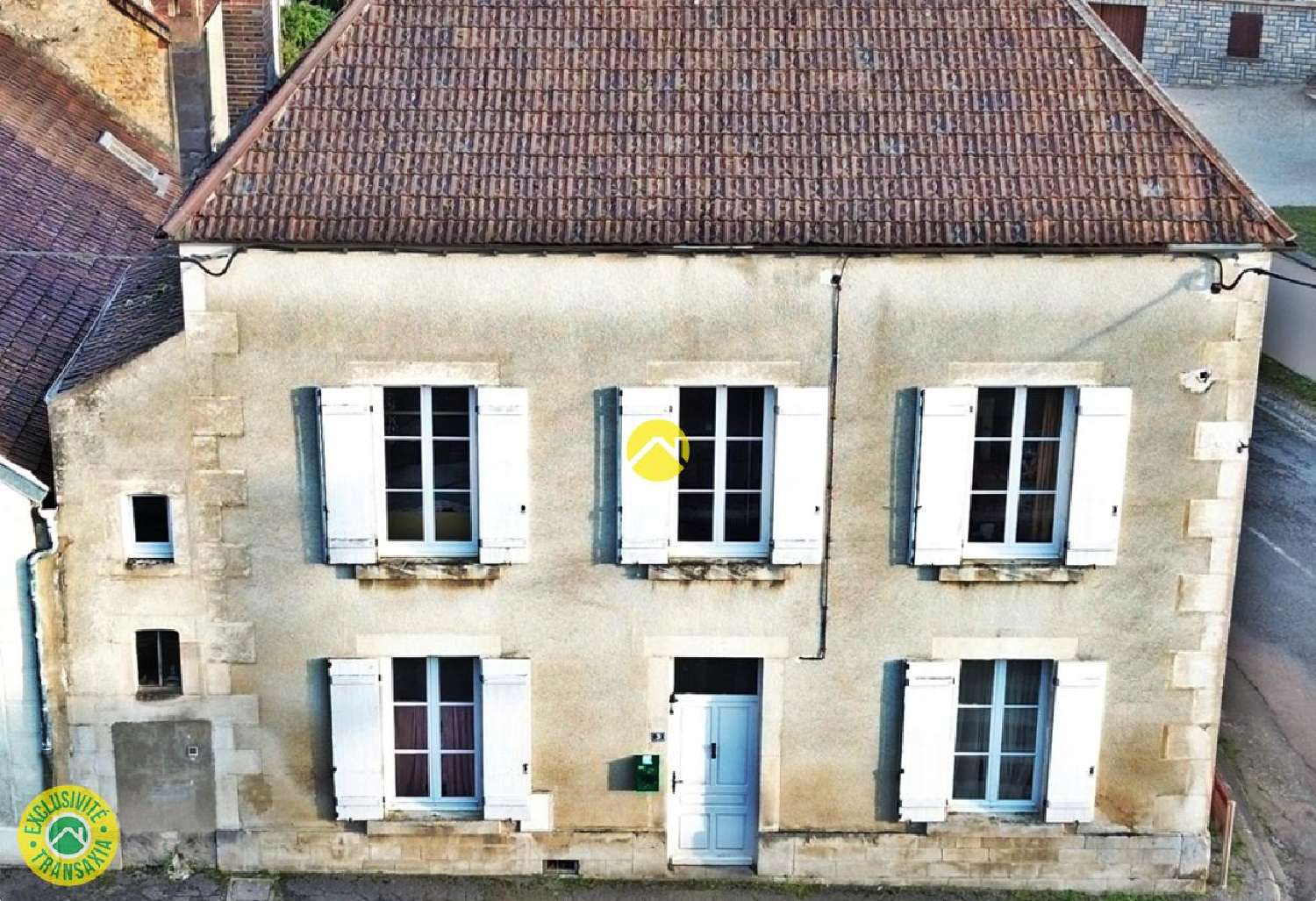  te koop huis Ravières Yonne 1