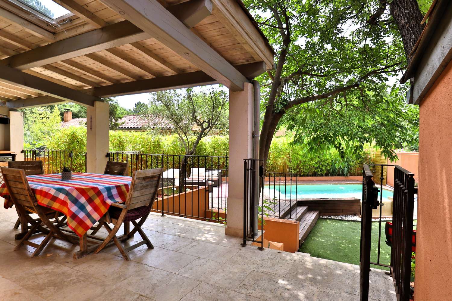  for sale house Roussillon Vaucluse 5