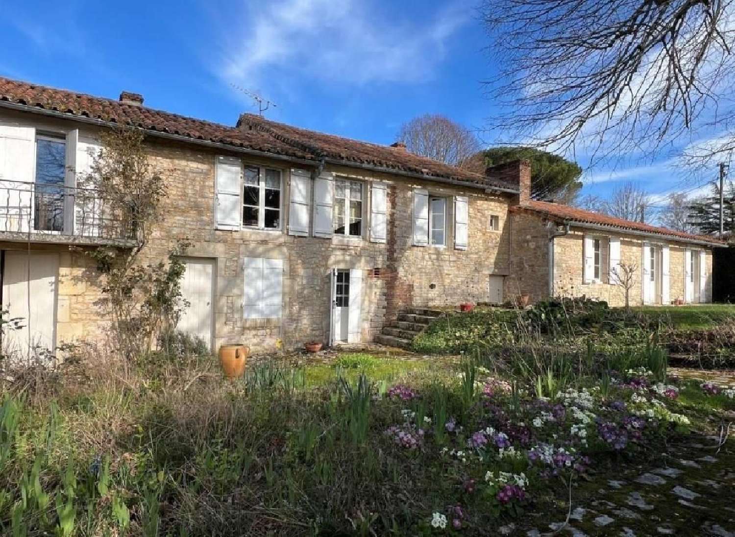  en venta casa Ruffec Charente 1