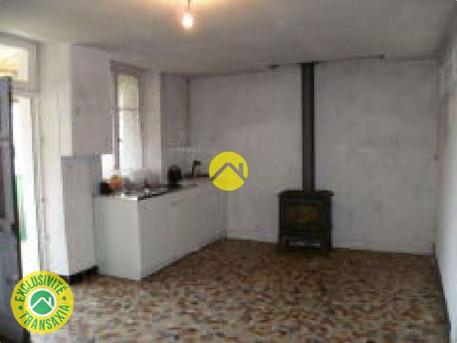 te koop huis Saint-Amand-Montrond Cher 2