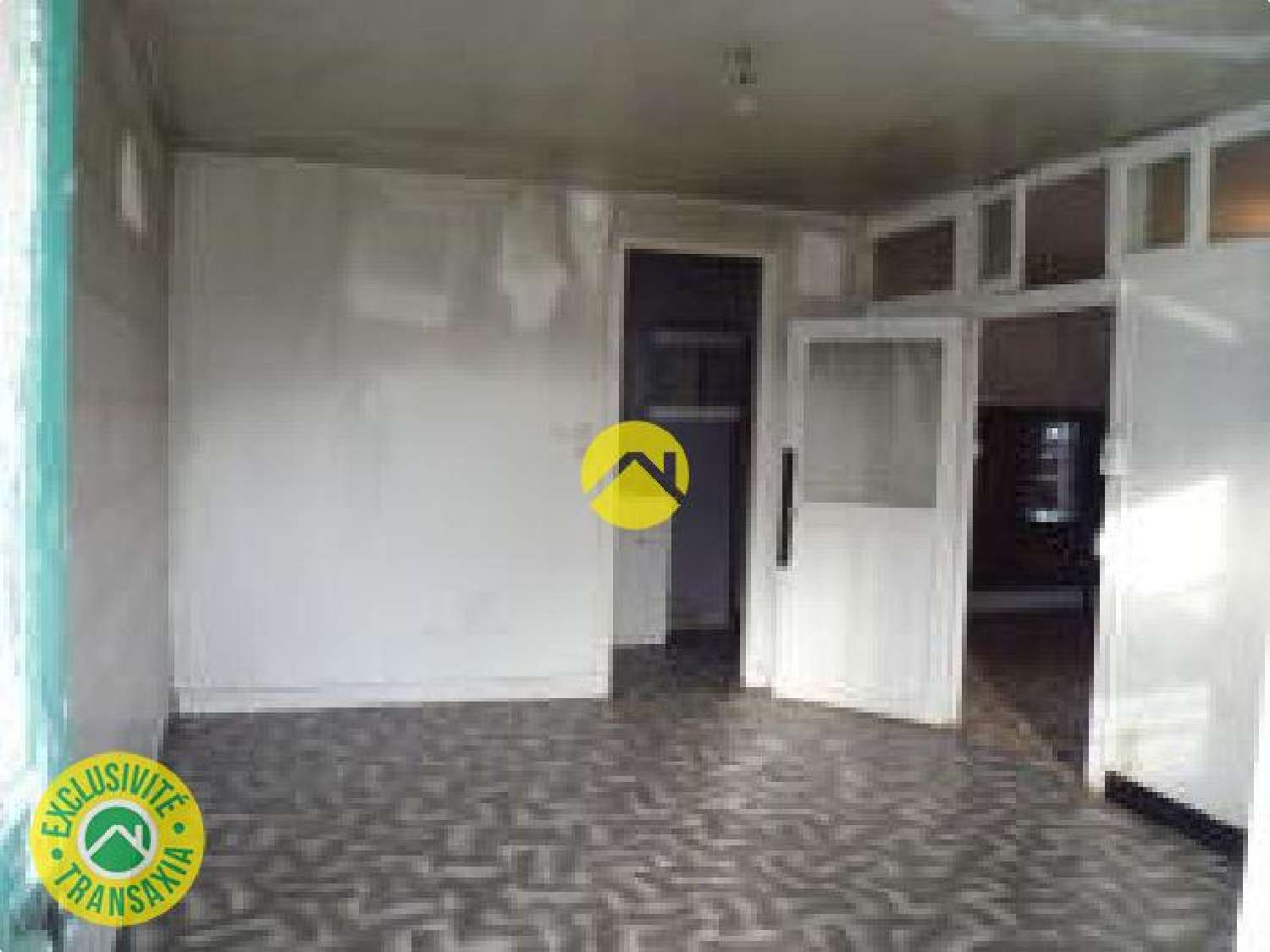 te koop huis Saint-Amand-Montrond Cher 3