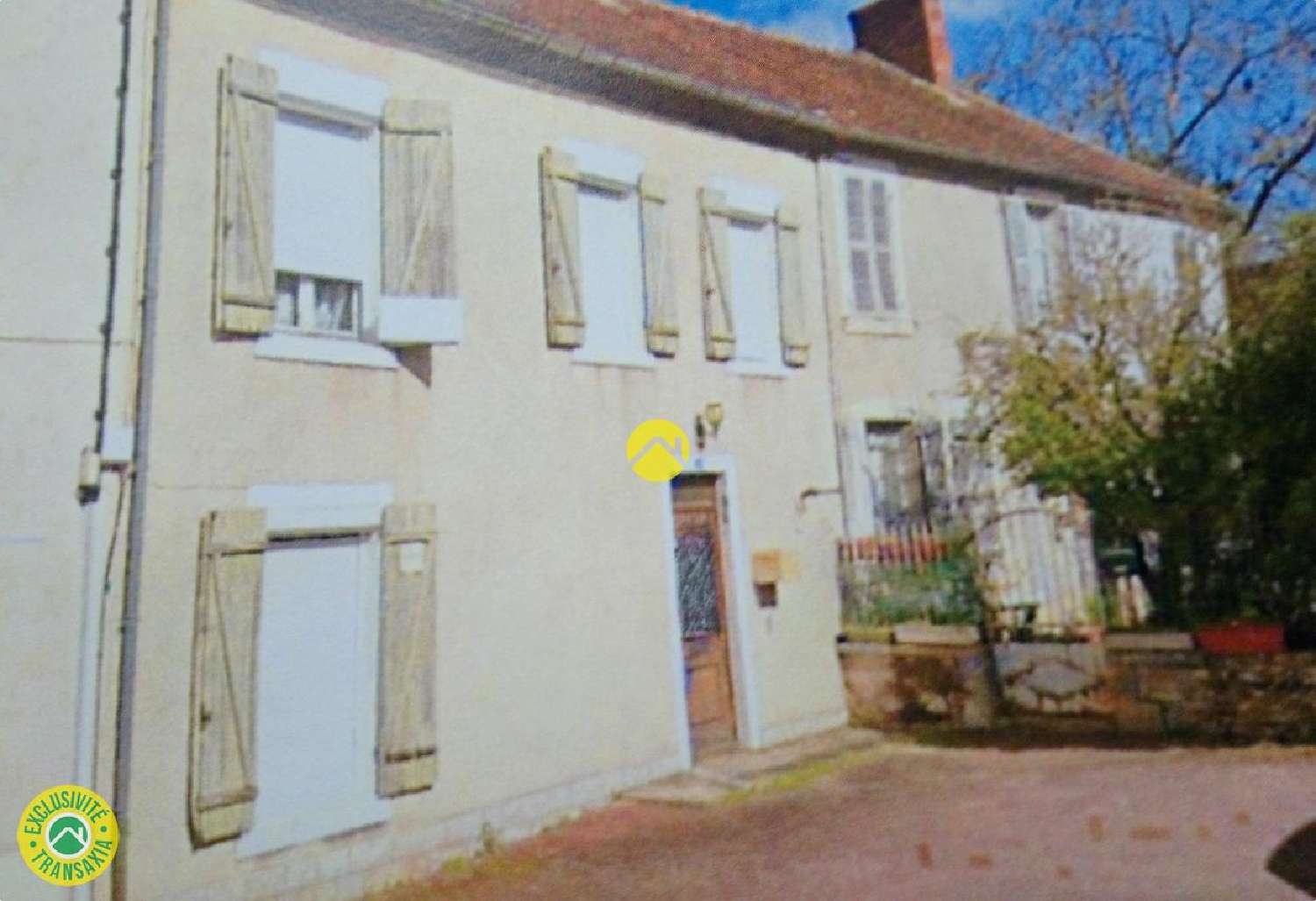  te koop huis Saint-Amand-Montrond Cher 1