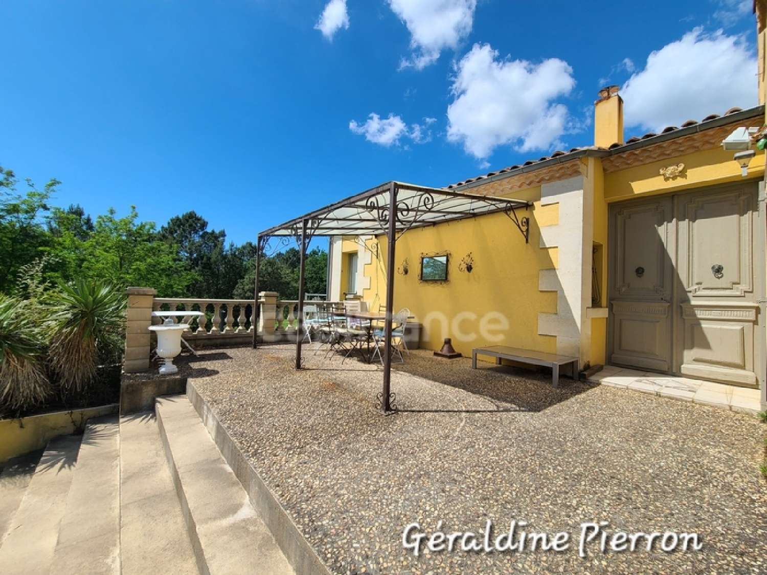 for sale house Saint-Bonnet-sur-Gironde Charente-Maritime 4
