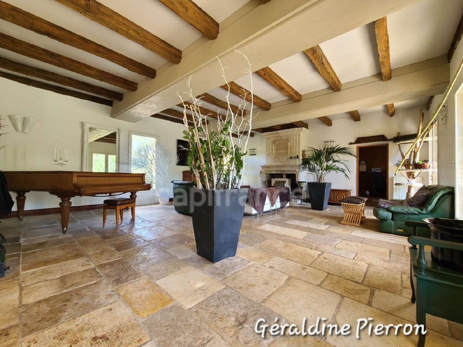 for sale house Saint-Bonnet-sur-Gironde Charente-Maritime 5