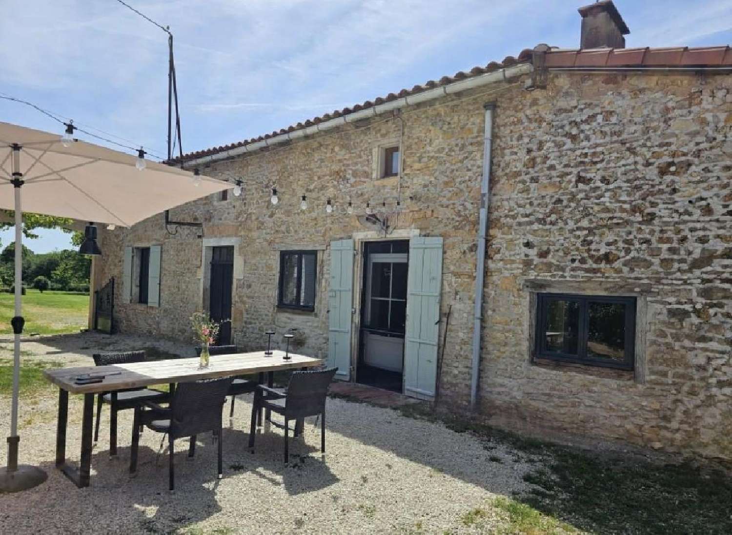 te koop huis Saint-Claud Charente 1