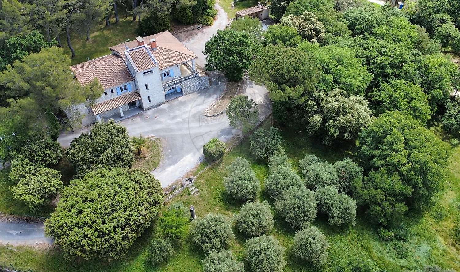 à vendre maison Saint-Dézéry Gard 1