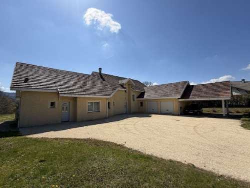Saint-Geoire-en-Valdaine Isère house foto 7324246