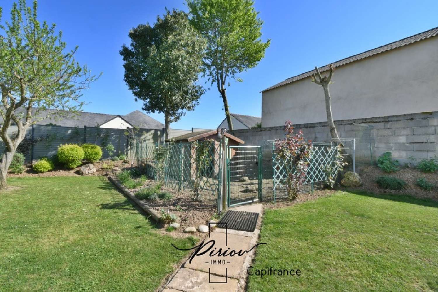  for sale house Saint-Georges-sur-Layon Maine-et-Loire 5