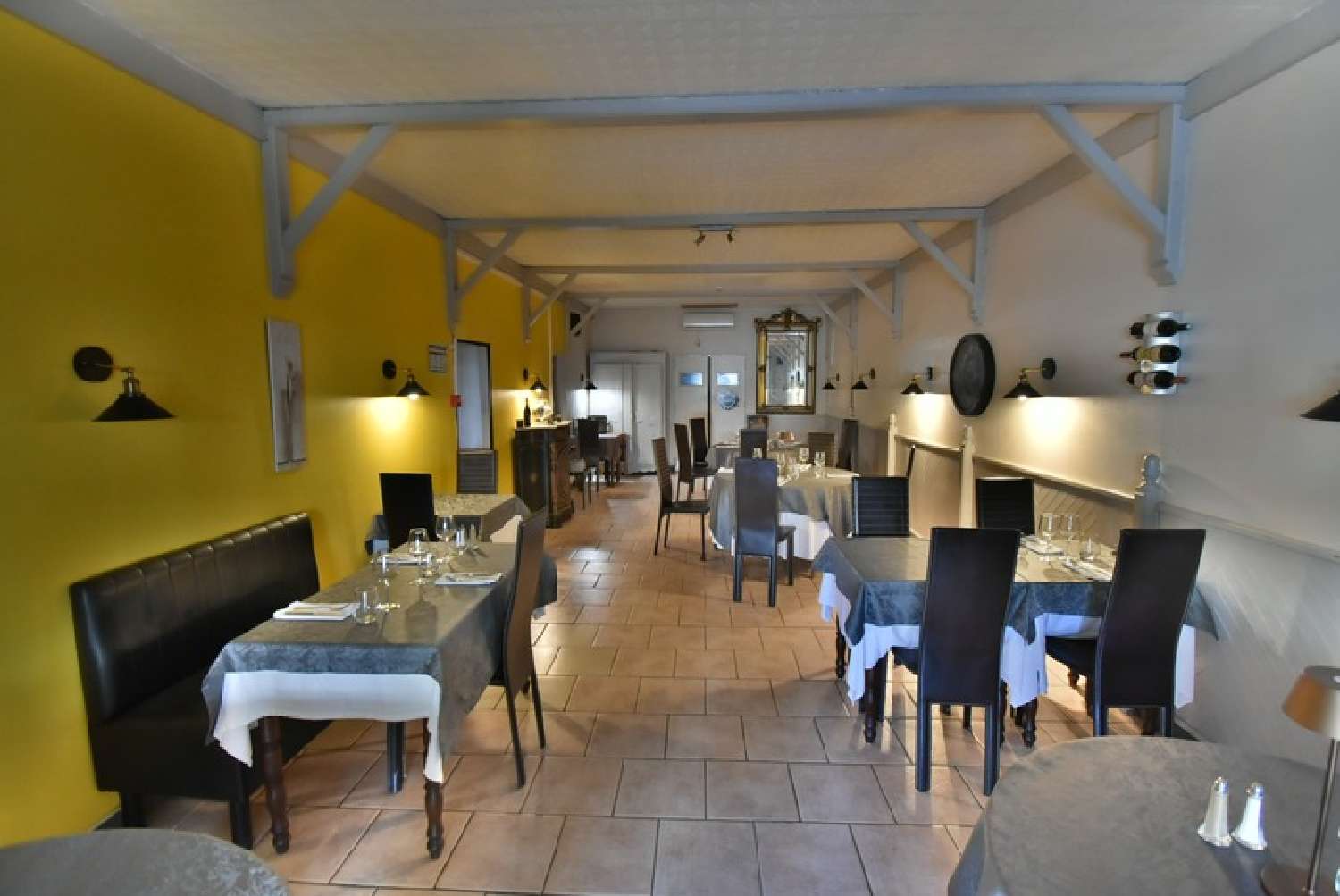  for sale house Saint-Hilaire Charente 5