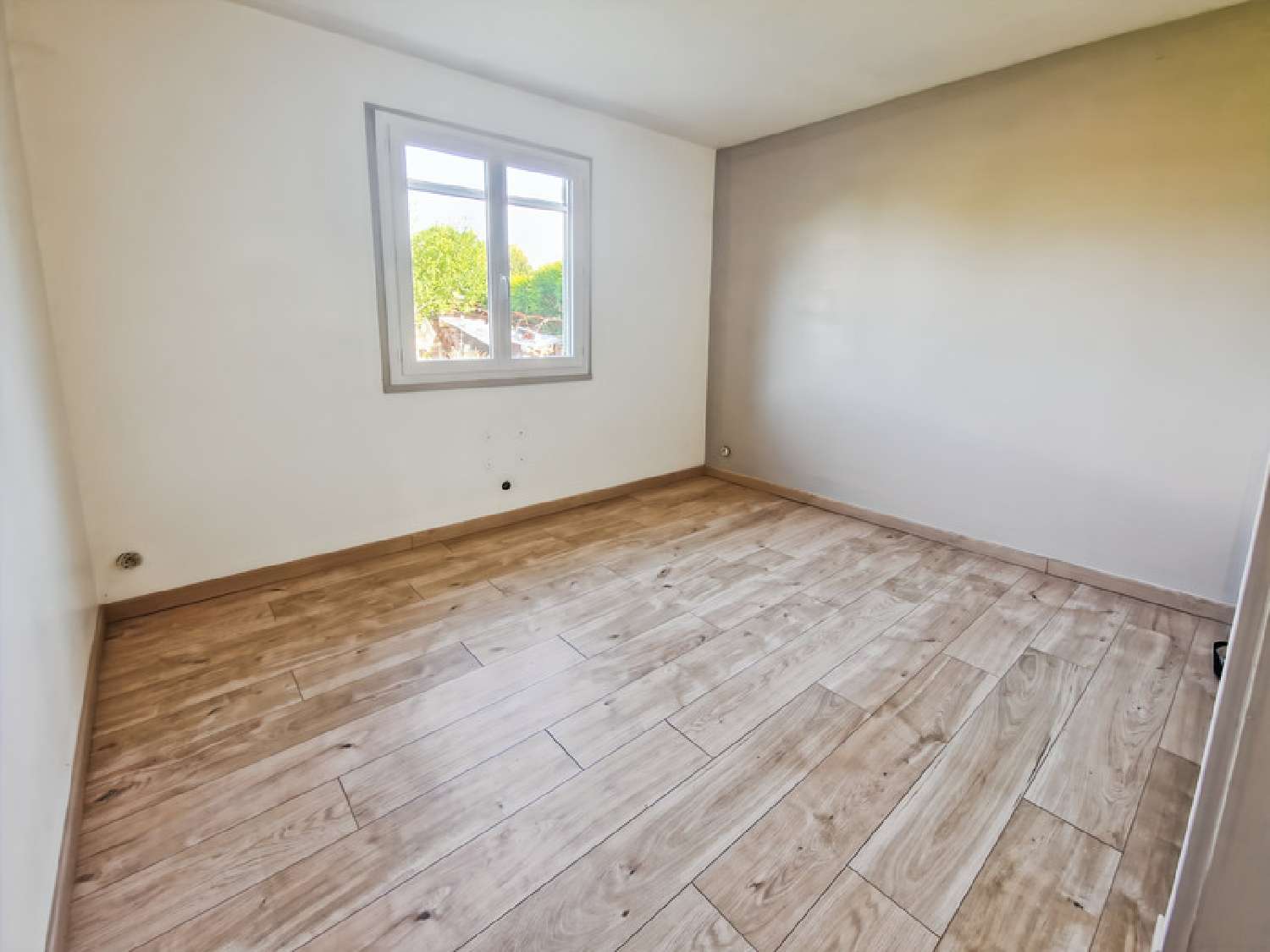  à vendre maison Saint-Jean-d'Angély Charente-Maritime 5