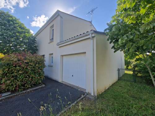Saint-Jean-d'Angély Charente-Maritime maison foto 7334041
