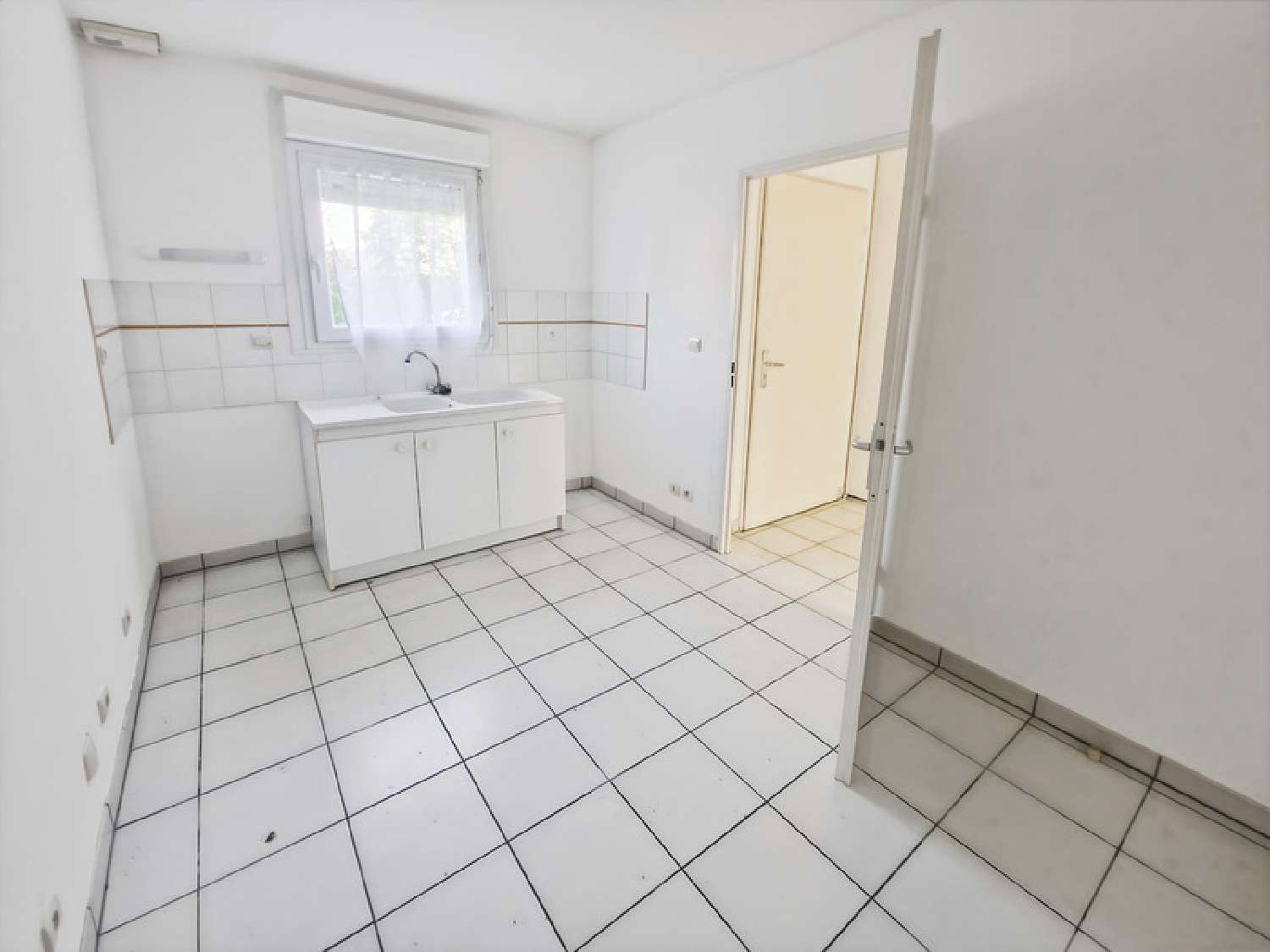 à vendre maison Saint-Jean-d'Angély Charente-Maritime 8