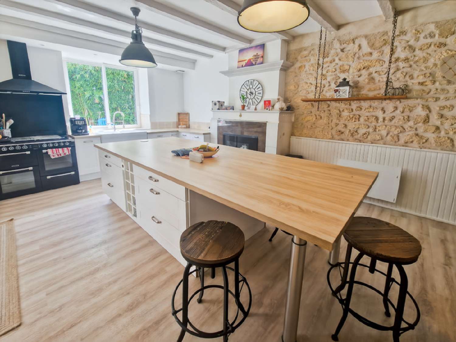 for sale house Saint-Jean-d'Angély Charente-Maritime 3