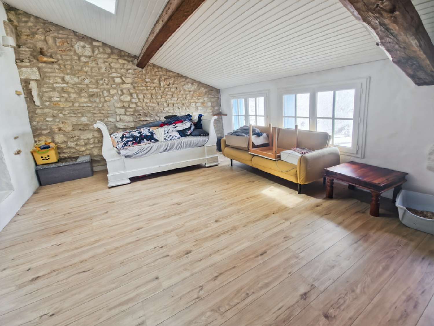 for sale house Saint-Jean-d'Angély Charente-Maritime 6