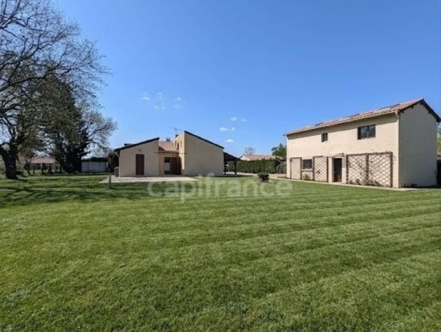  en venta casa Saint-Louis-de-Montferrand Gironde 2