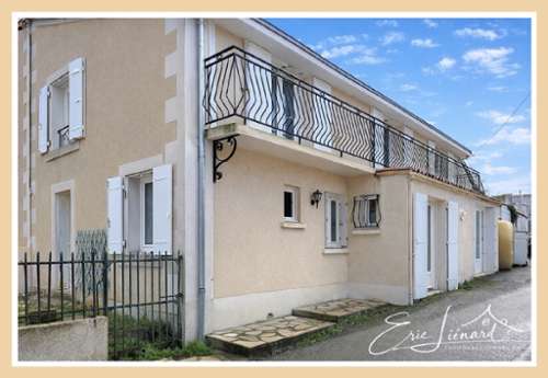 Saint-Maixent-l'École Deux-Sèvres house foto 7338298
