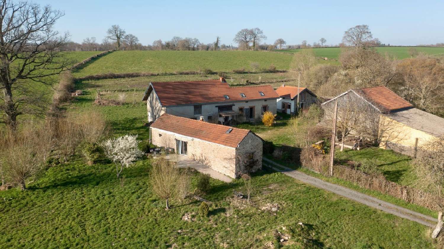  te koop huis Saint-Marien Creuse 1