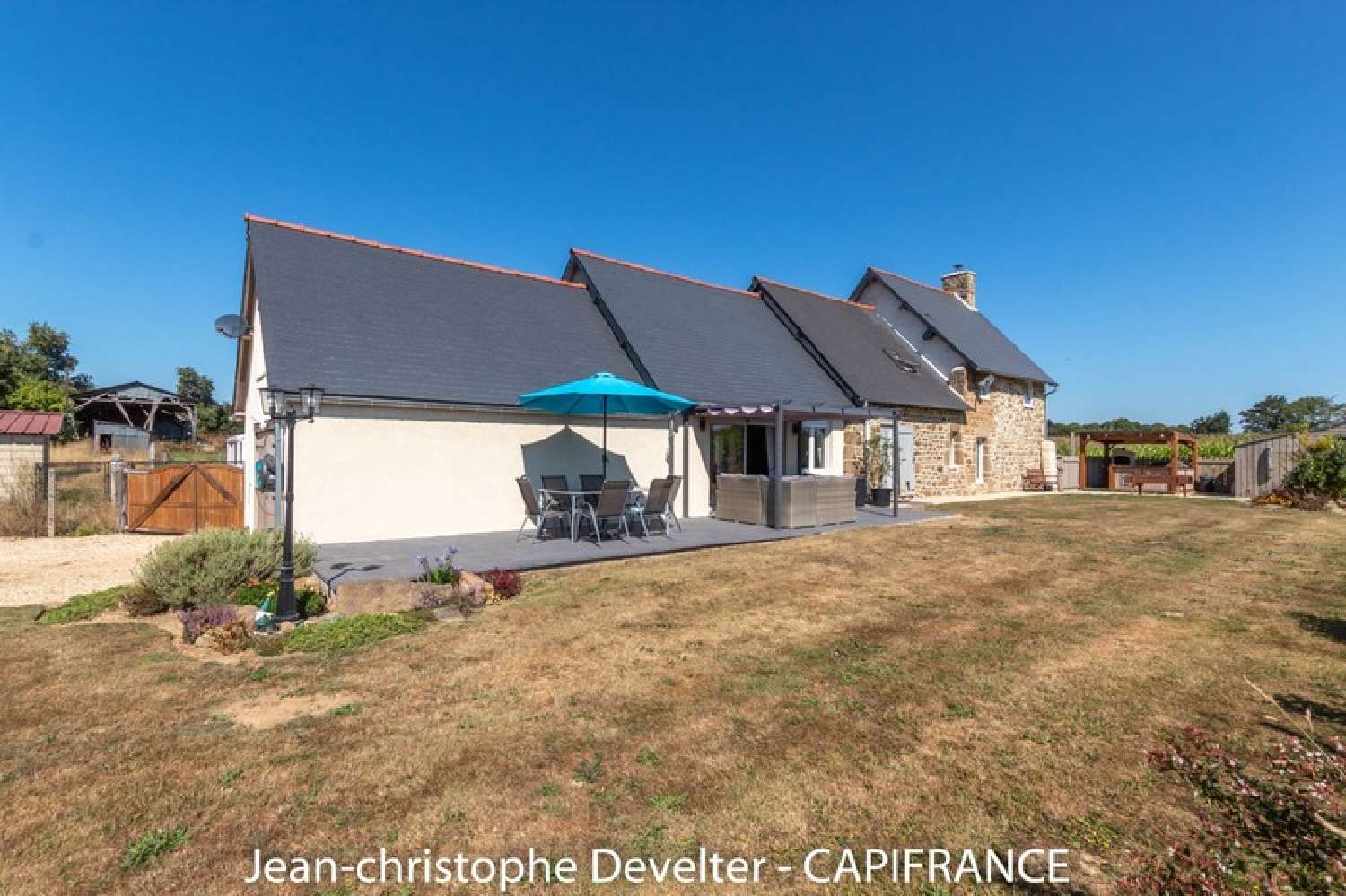  for sale house Saint-Mars-d'Égrenne Orne 2