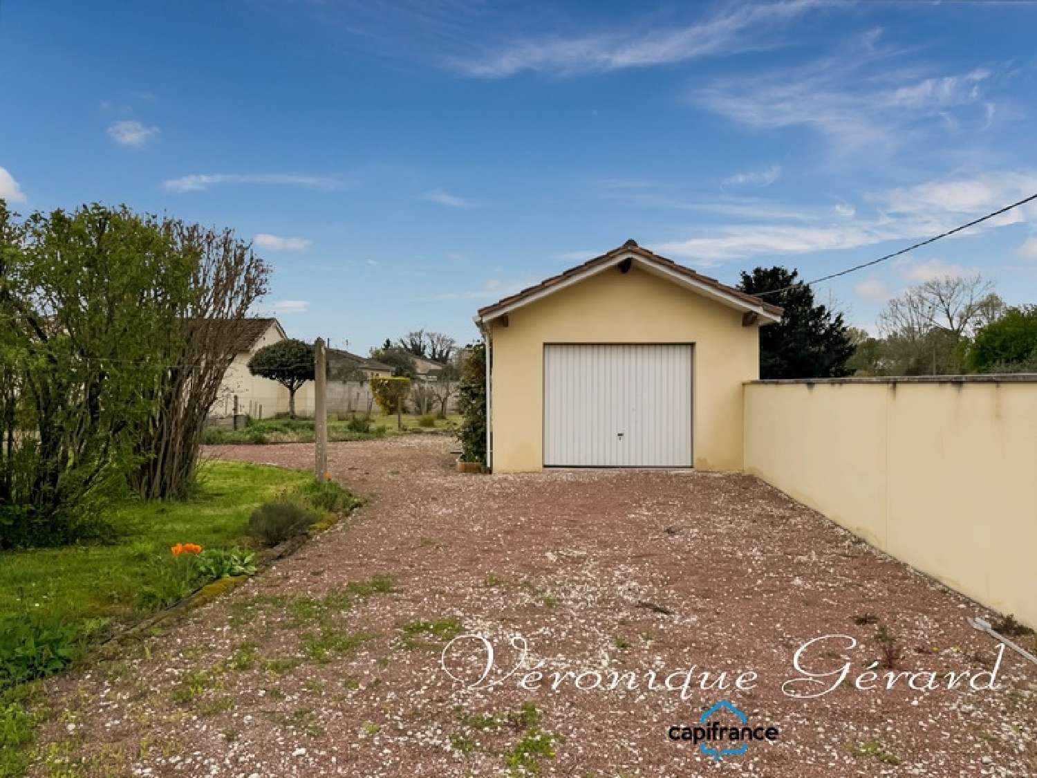  for sale house Saint-Médard-de-Guizières Gironde 5