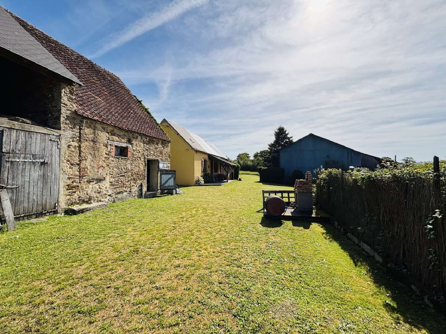 te koop huis Saint-Priest-la-Marche Cher 1