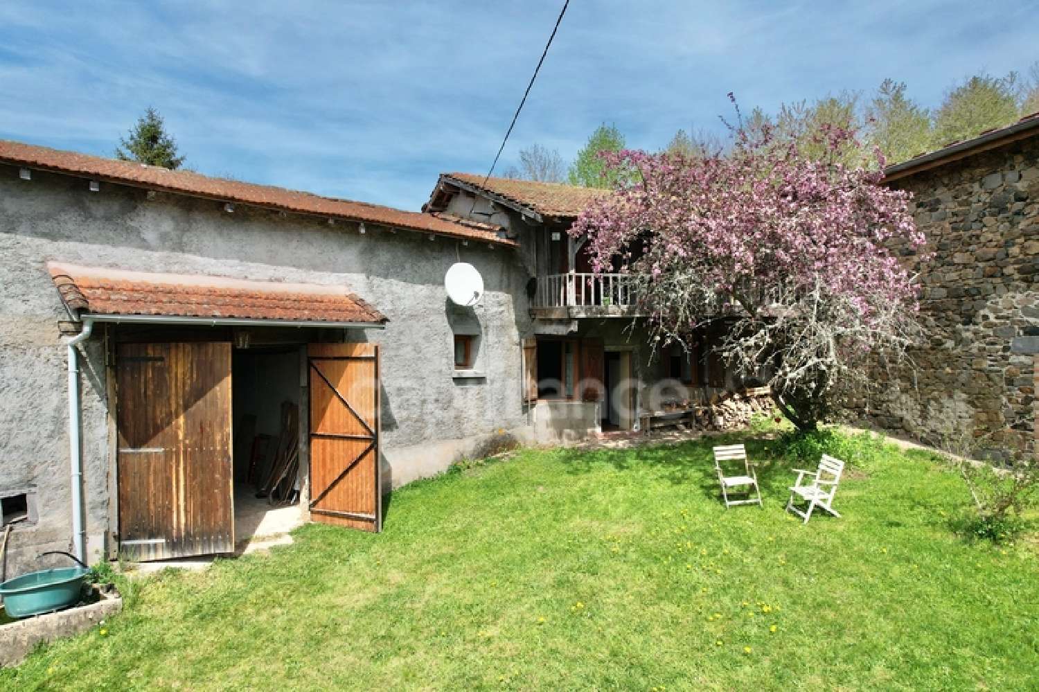  for sale house Saint-Romain-d'Urfé Loire 6