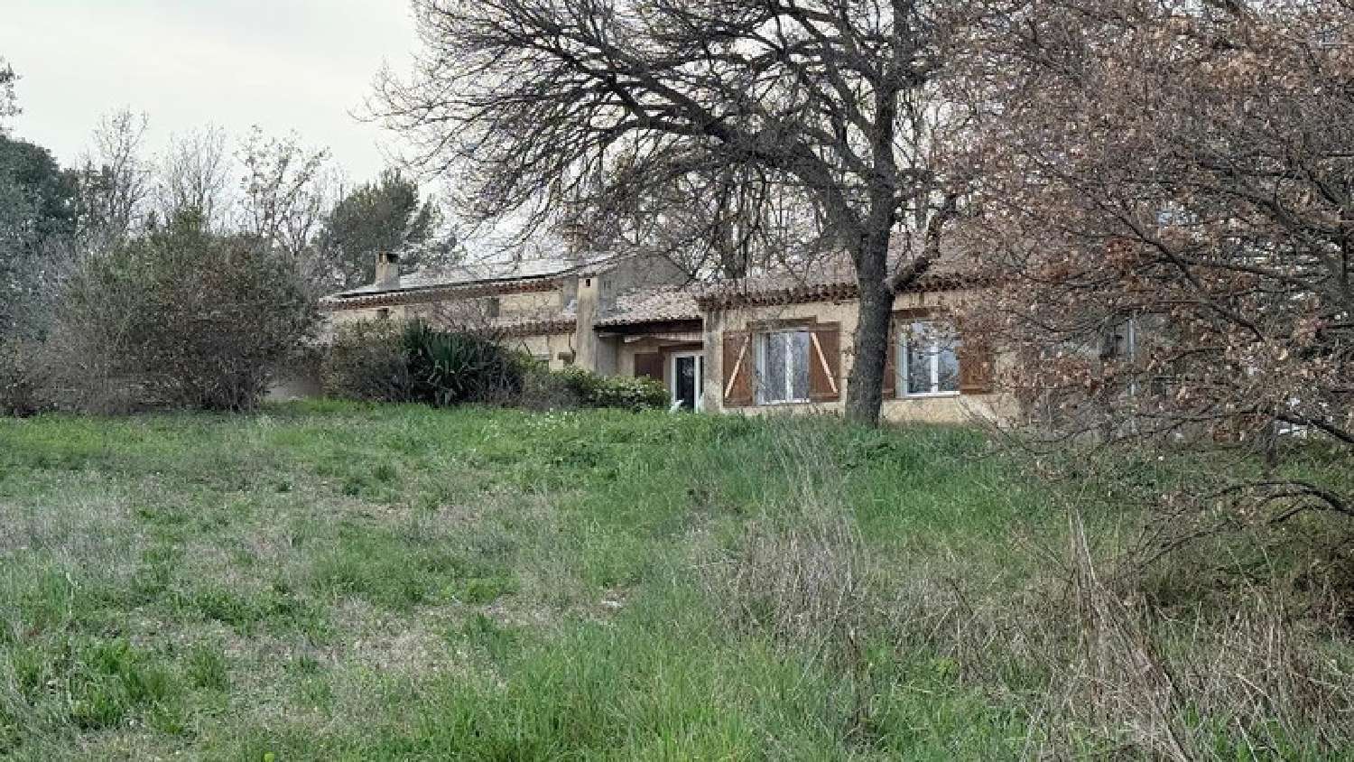  en venta casa Saint-Saturnin-lès-Apt Vaucluse 1