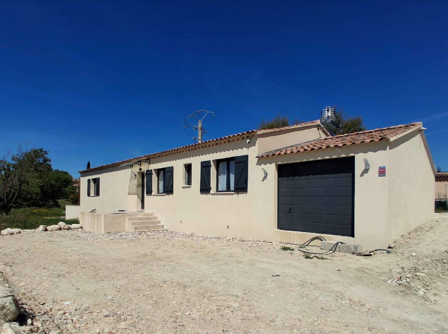  for sale house Saint-Saturnin-lès-Apt Vaucluse 1