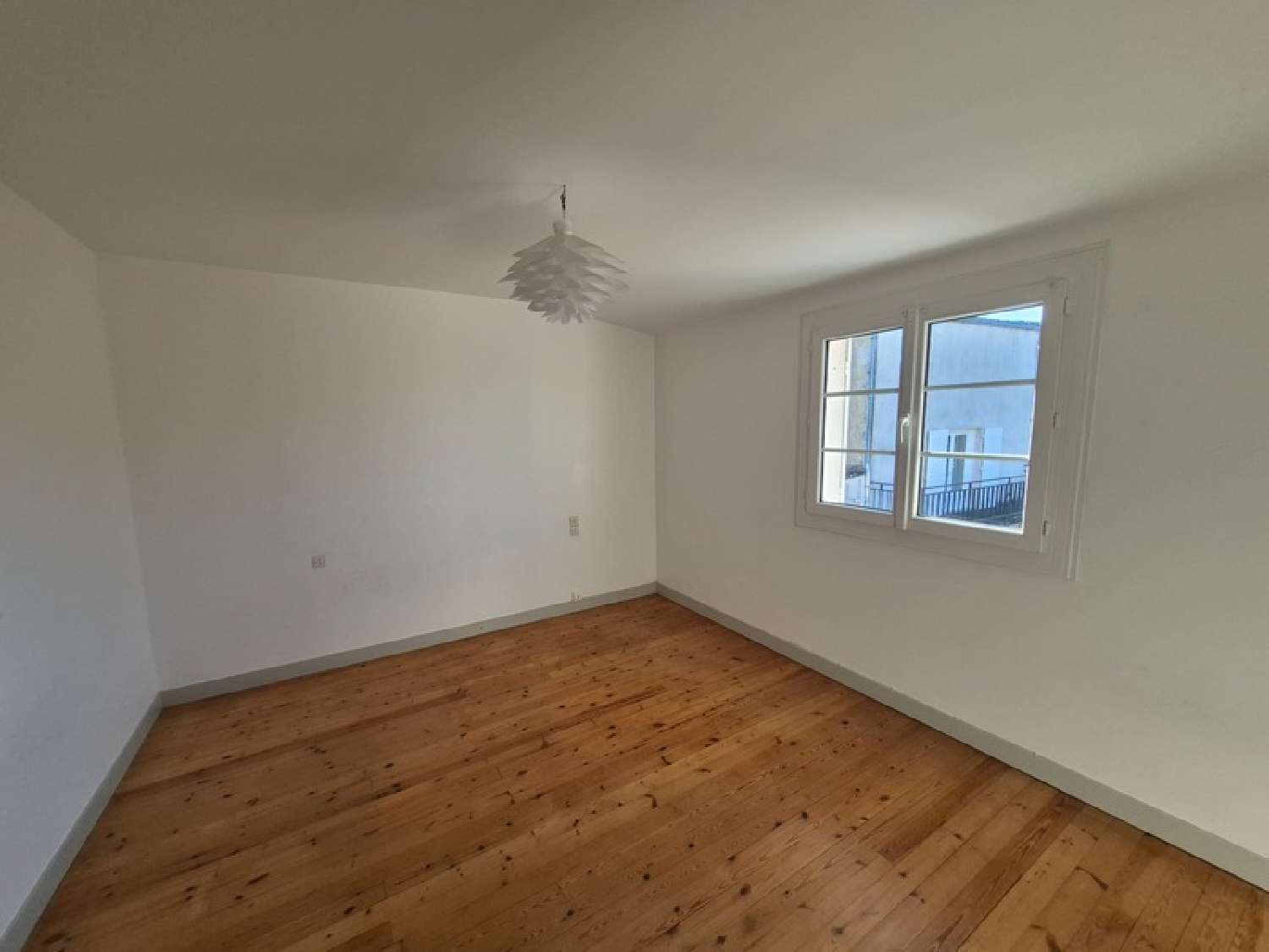  à vendre maison Saint-Savinien Charente-Maritime 6