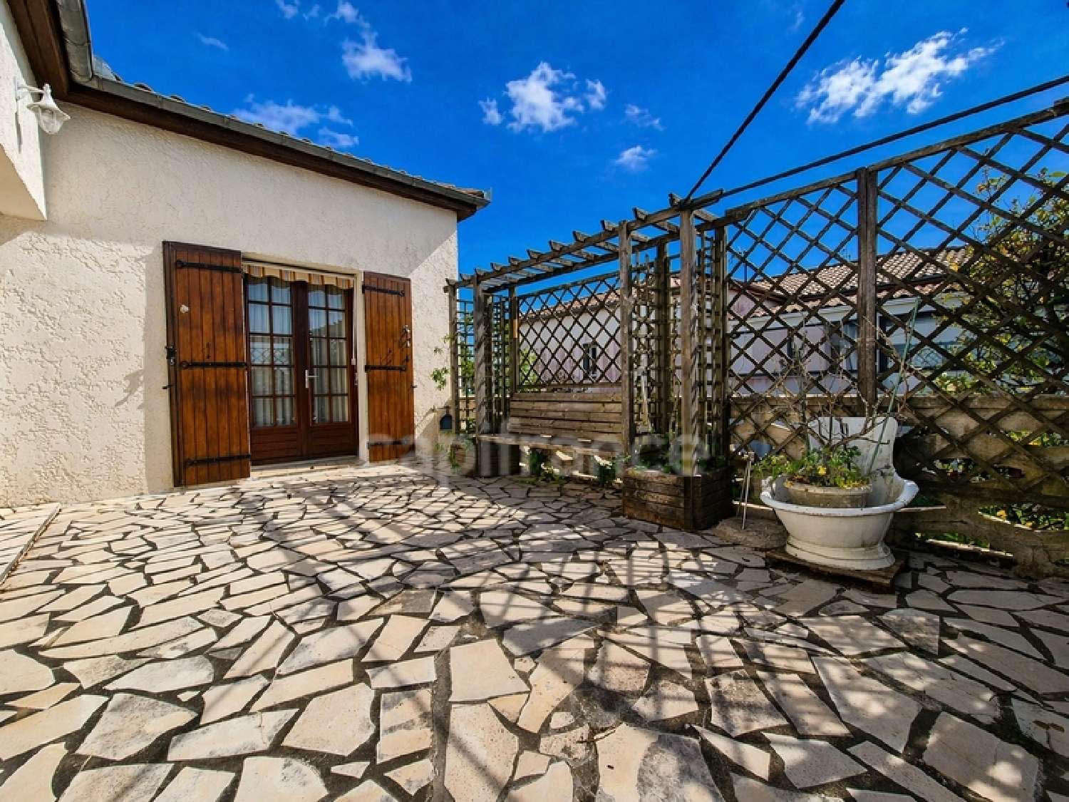  for sale house Saint-Sulpice-de-Royan Charente-Maritime 3