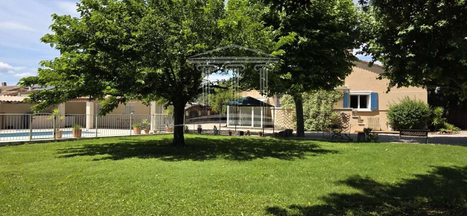  te koop huis Sorgues Vaucluse 1